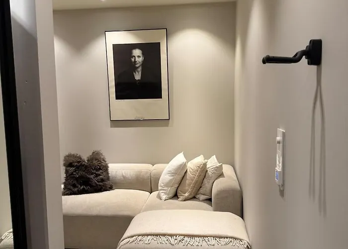 Bright And Modern In Elverhoy - Close To The Center Tromsø